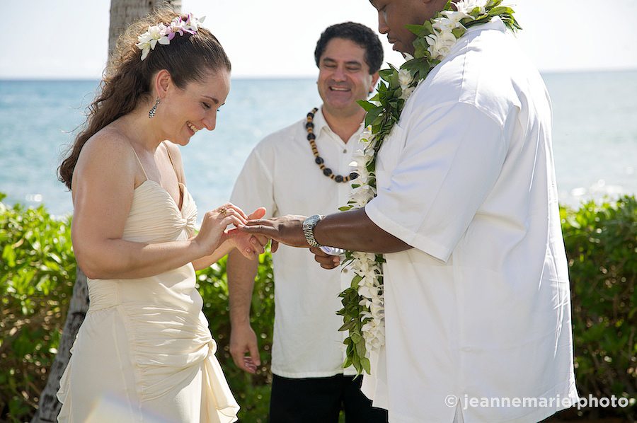 jeannemarie-photo-hawaii-wedding-paradise-cove
