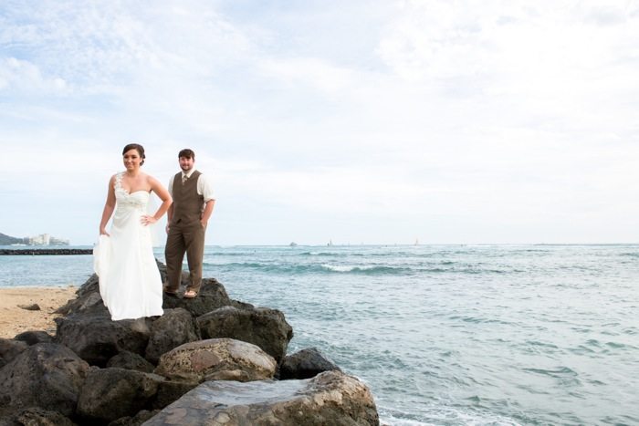 destination-wedding-hawaii-portrait-bride-groom