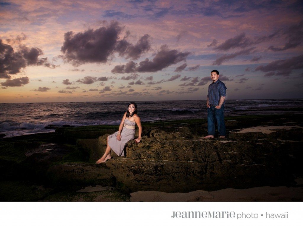 hawaii wedding photographer, couple, outdoors, north shore, beach