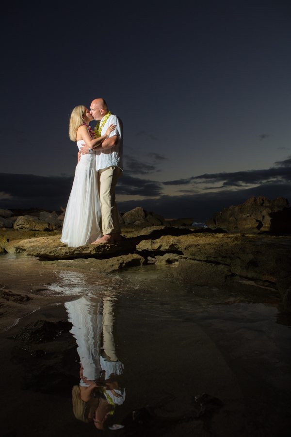 wedding ceremony, oahu, Lanikuhonua, sunset, portrait