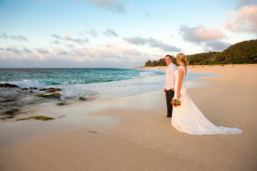 Hawaii destination wedding, north shore, oahu, beach sunset