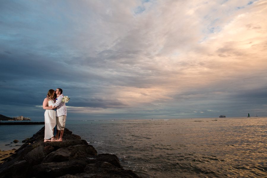 Hawaii Beach Wedding Waikiki Hilton Hawaiian Village