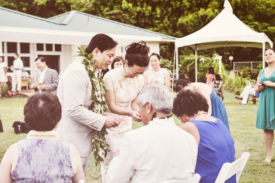 tea ceremony- oahu-bride-groom