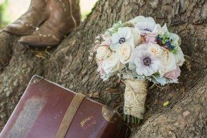 Photographing your wedding day details