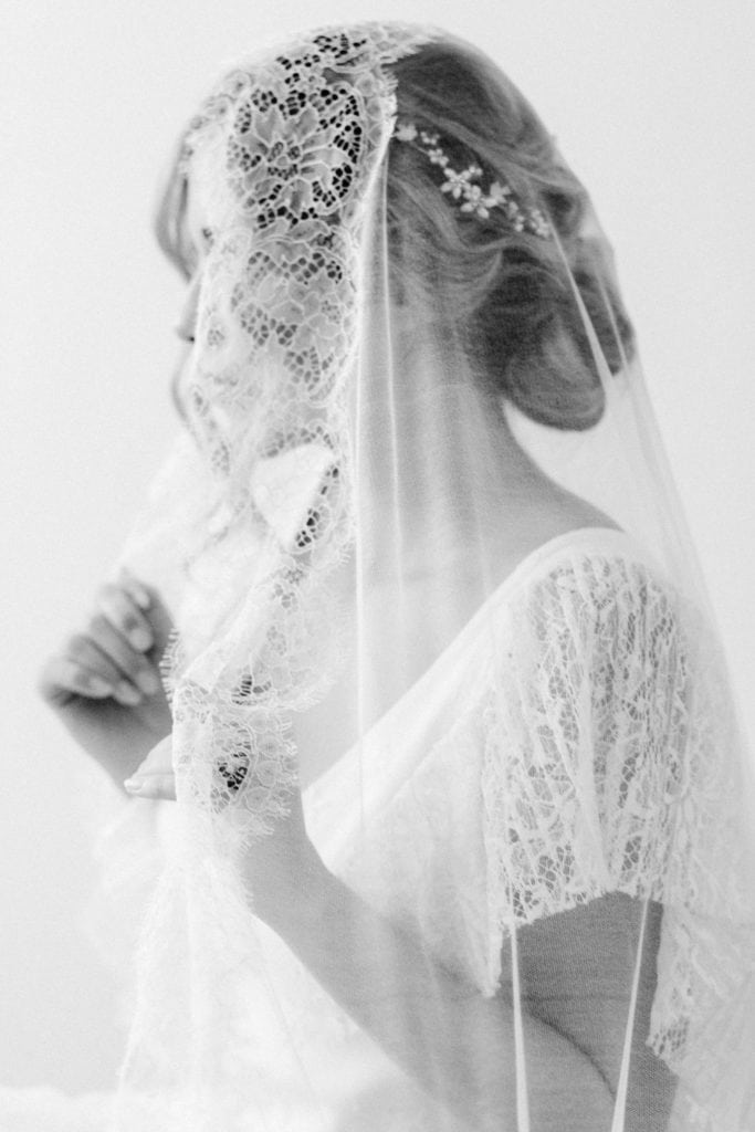 bridal gown, veil, hawaii bride
