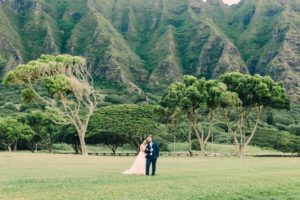outdoor hawaii wedding, kualoa ranch wedding