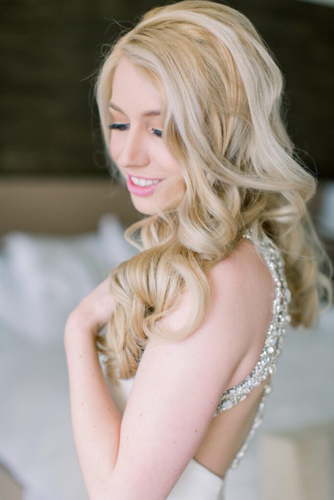 Modern Romantic Four Seasons Oahu Wedding 6 Kaitlynn Seth 2467