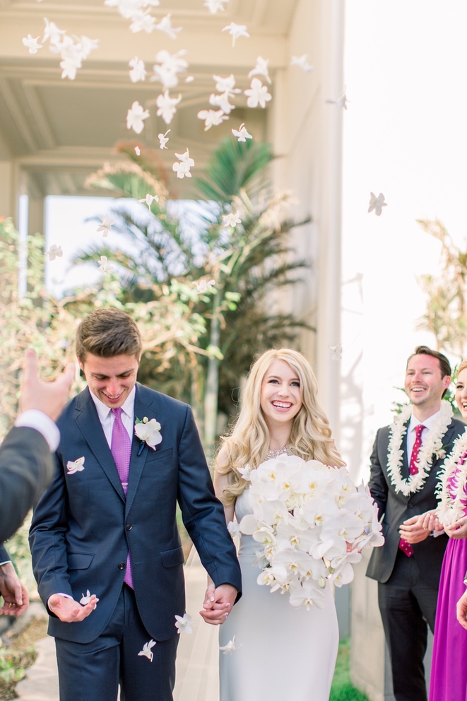 Modern Romantic Four Seasons Oahu Wedding 14 Four Seasons Oahu wedding venue