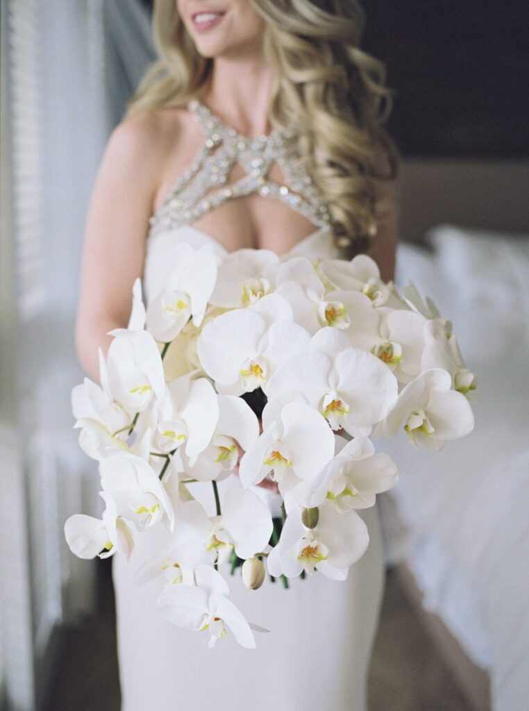Modern Romantic Four Seasons Oahu Wedding 7 Kaitlynn Seth 6 18