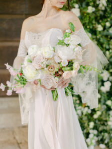 Italy Destination Wedding Bride with bouquet