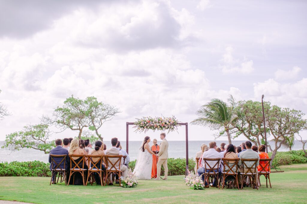 Wedding ceremony Turtle Bay Resort Ritz Carlton