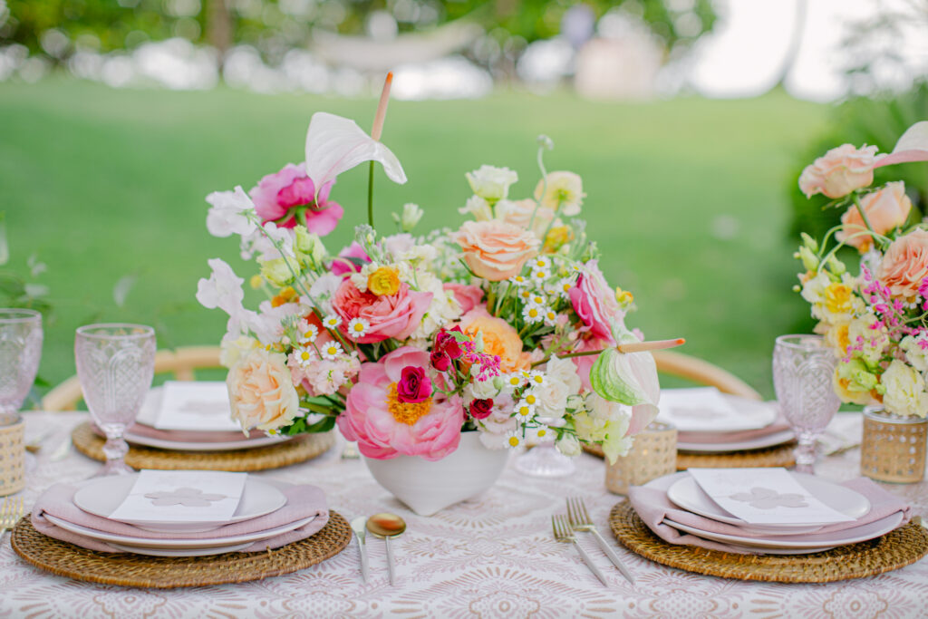tropical wedding flowers