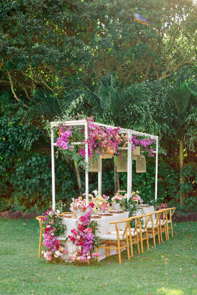 Outdoor wedding reception table Loulu Palm Estate Oahu Hawaii