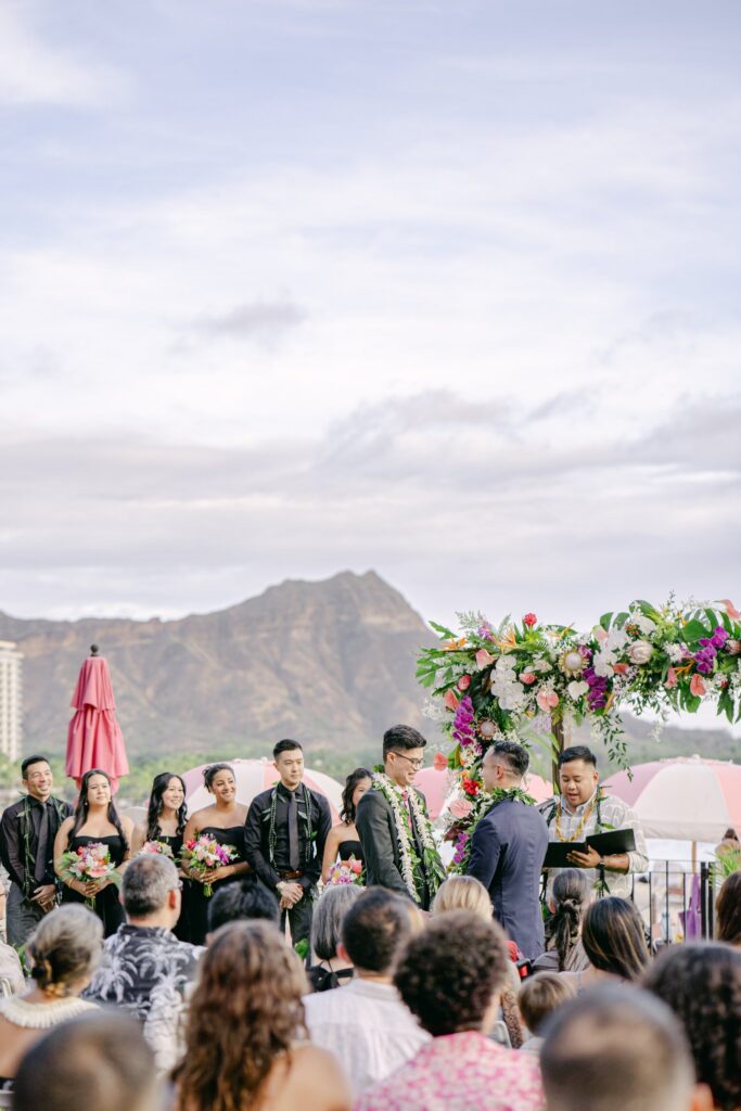 Diamondhead wedding ceremony, royal hawaiian hotel
