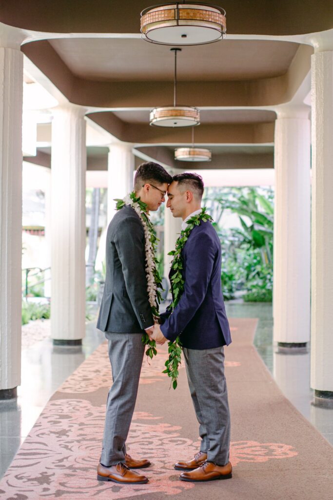 Royal Hawaiian Wedding Photographer 1038